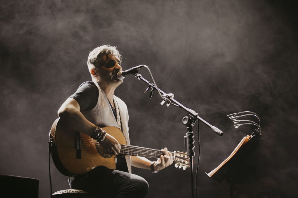 Roberto Ramos–Voz principal